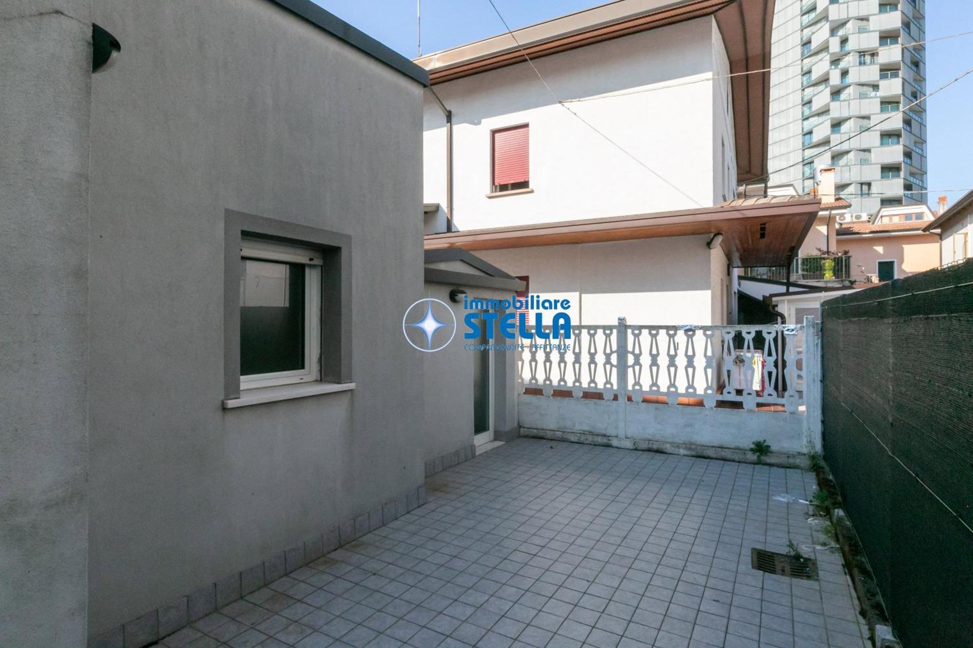 Condominio Milan ليدو دي يسولو المظهر الخارجي الصورة
