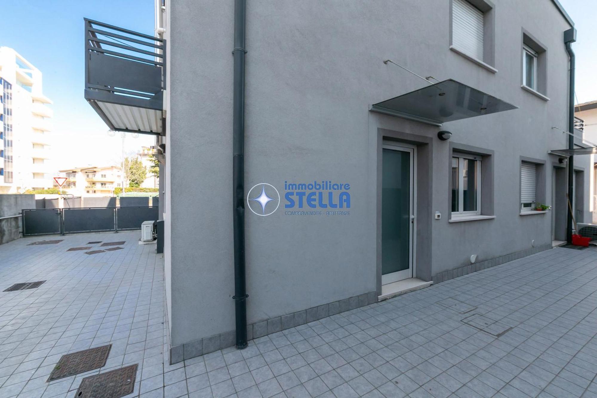 Condominio Milan ليدو دي يسولو المظهر الخارجي الصورة